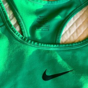 Nike sports bra - Green - M